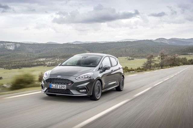 Ford Fiesta 5 Doors photo 7