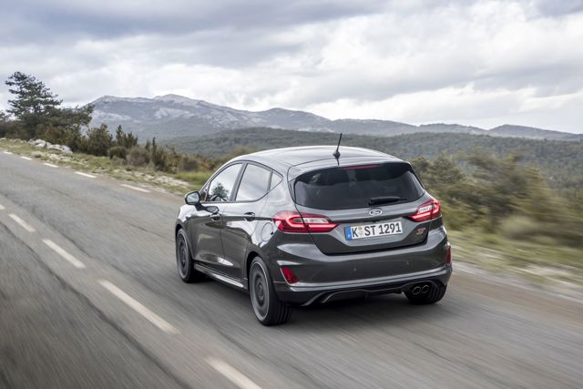 Ford Fiesta 5 Doors photo 10
