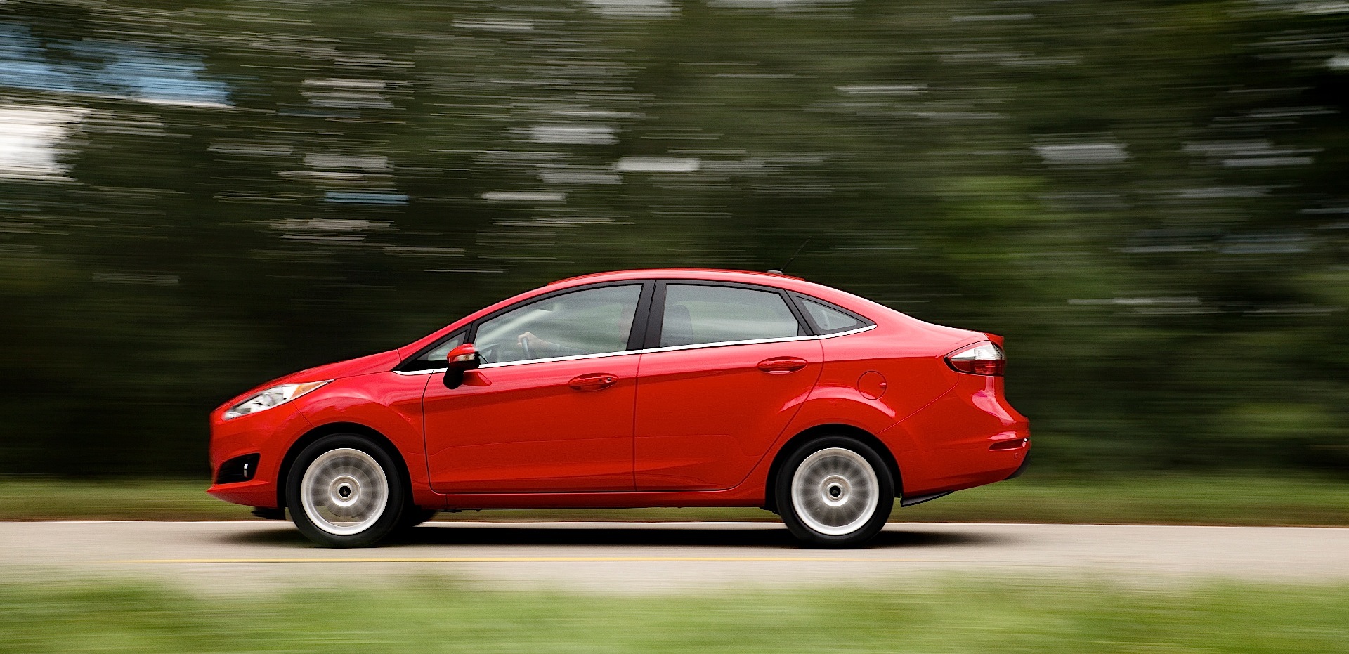 Ford Fiesta Sedan photo 11