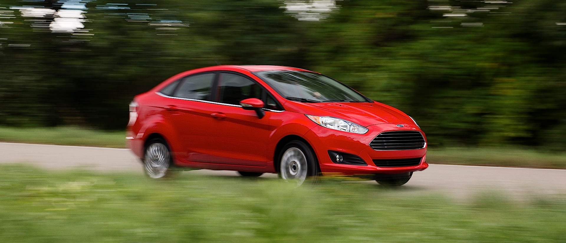 Ford Fiesta Sedan photo 18