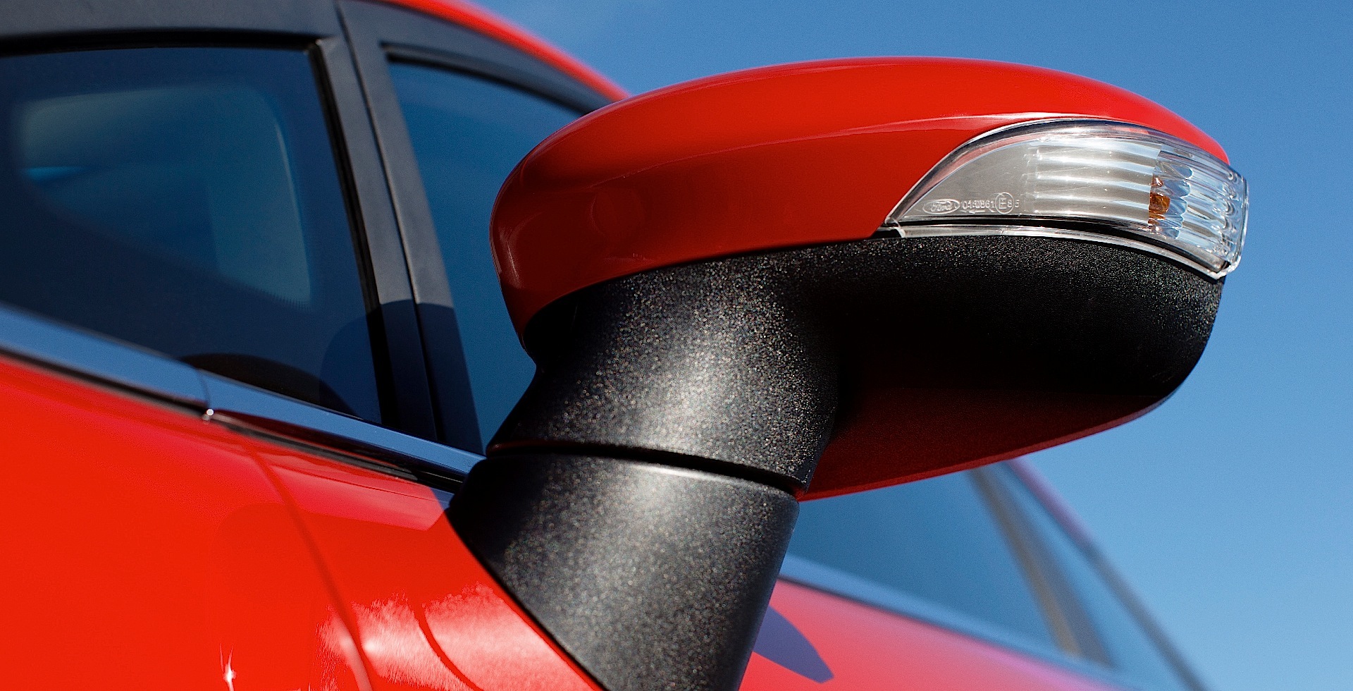 Ford Fiesta Sedan photo 24