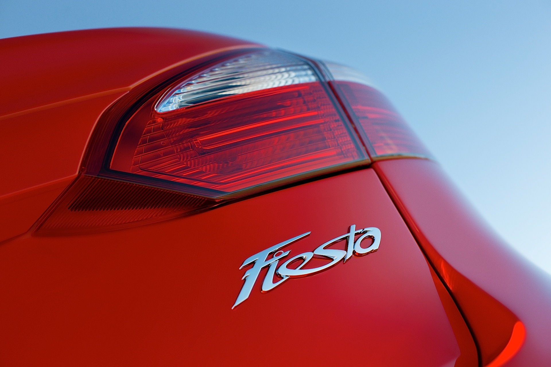 Ford Fiesta Sedan photo 25