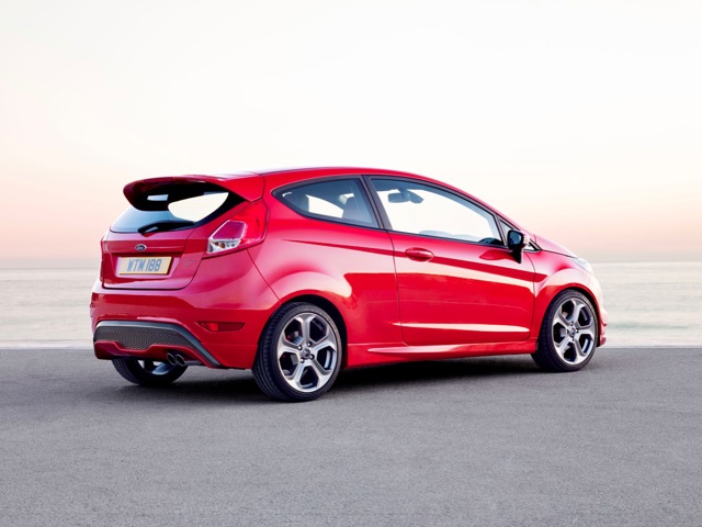 Ford Fiesta St photo 2