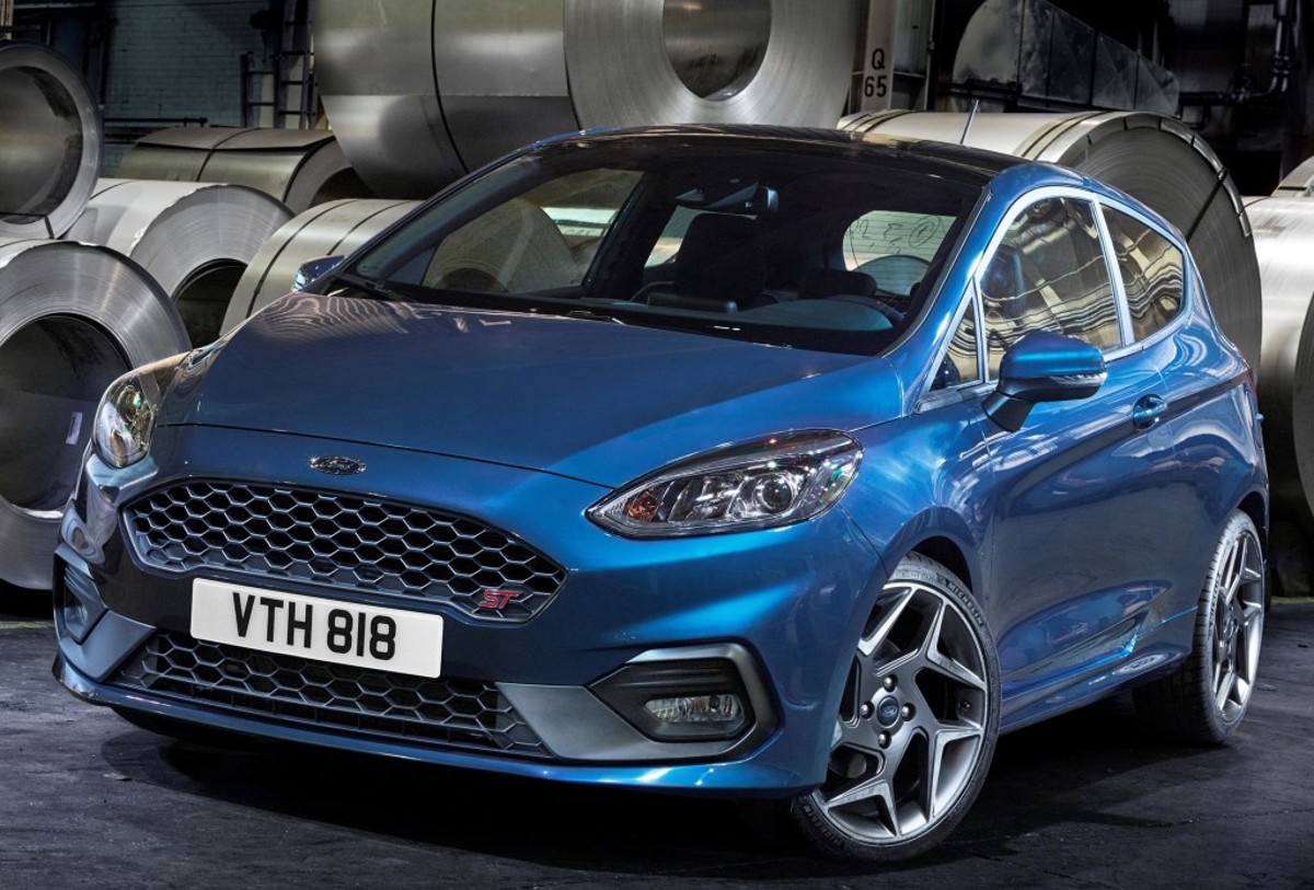 Ford FORD Fiesta ST 1.6L Ecoboost 6MT FWD (180 HP)