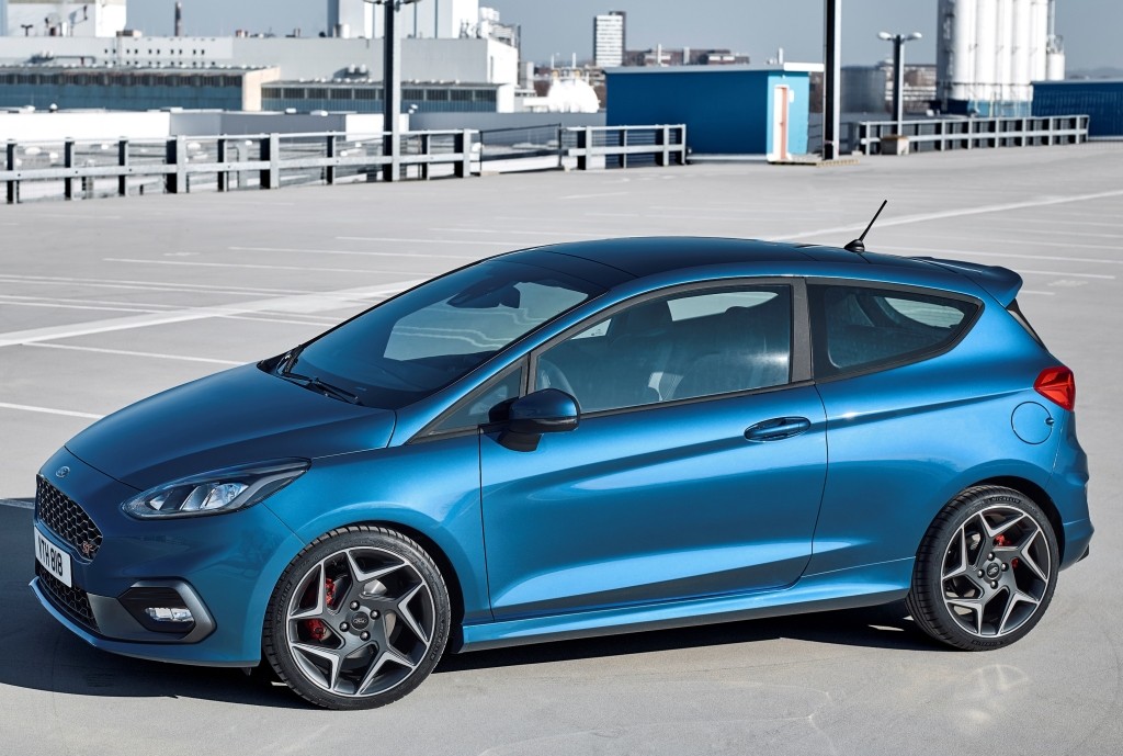 Ford Fiesta St photo 2
