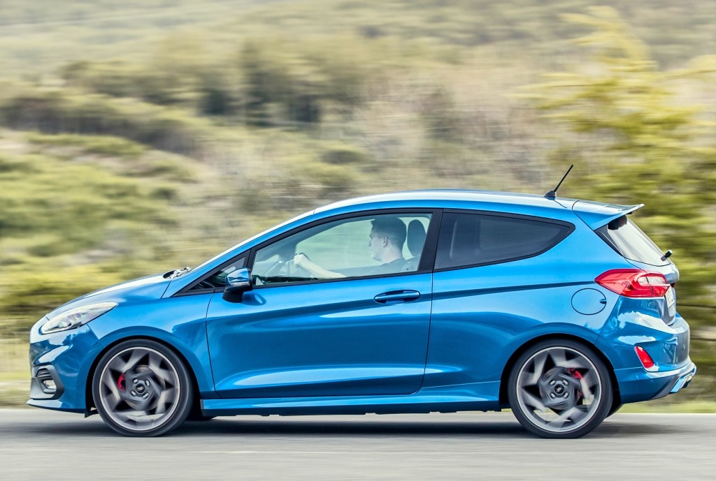 Ford Fiesta St photo 14