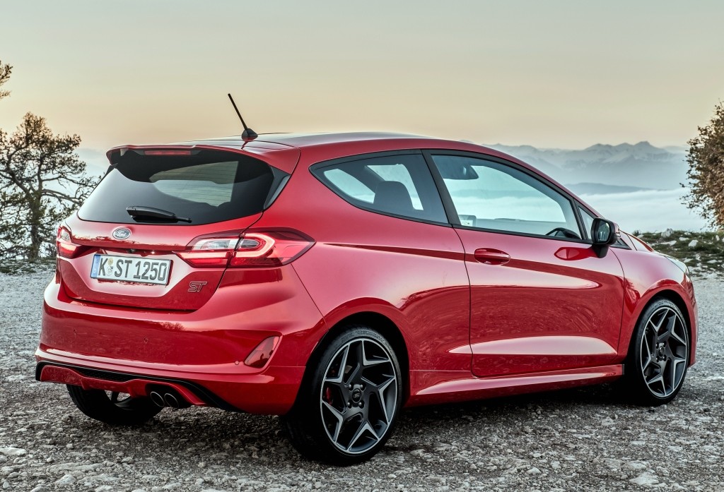 Ford Fiesta St photo 21