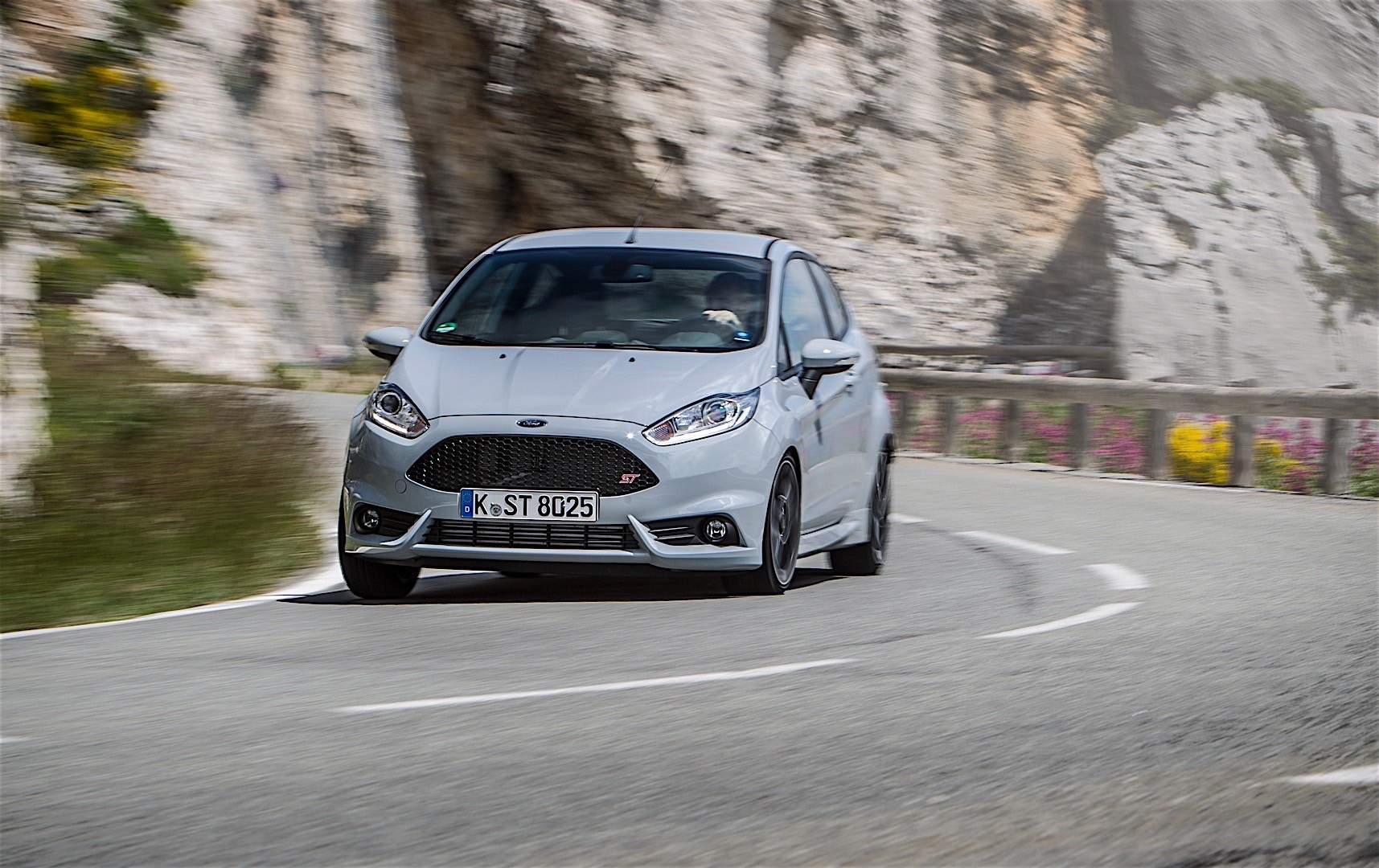 Ford Fiesta St photo 21