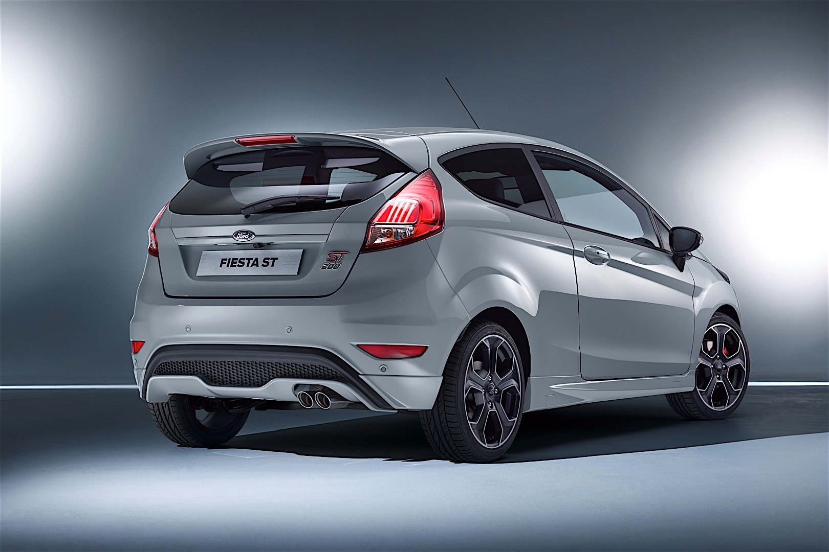 Ford Fiesta St photo 37