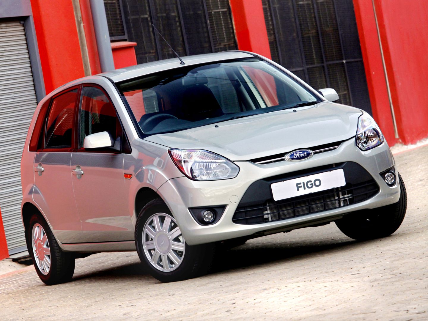 Ford Figo photo 23