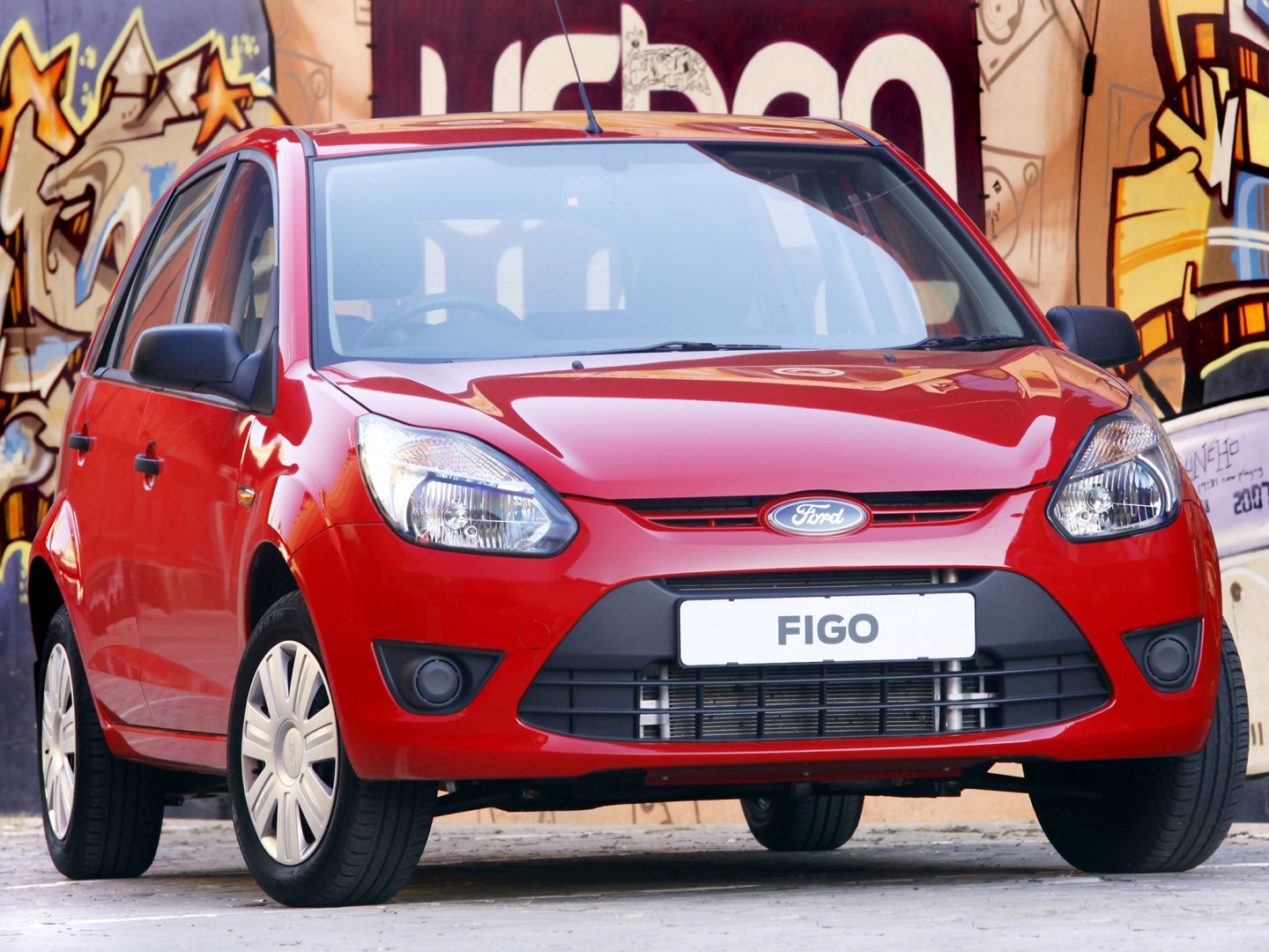 Ford Figo photo 32