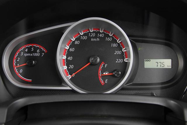Ford Figo photo 40