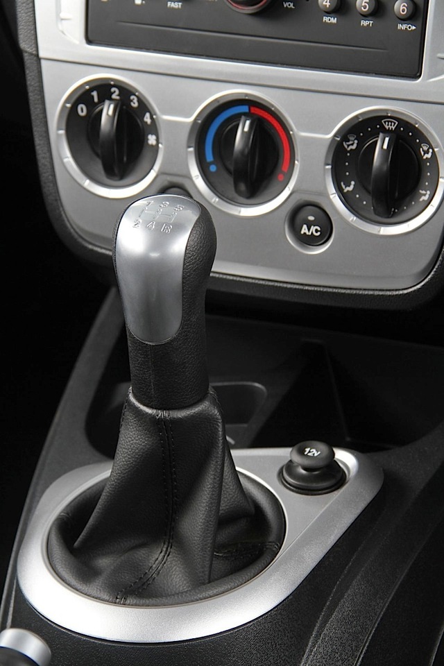 Ford Figo photo 41