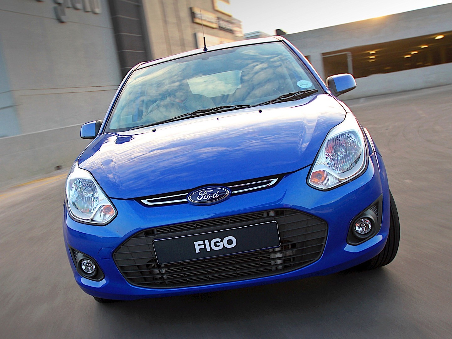 Ford Figo photo 18