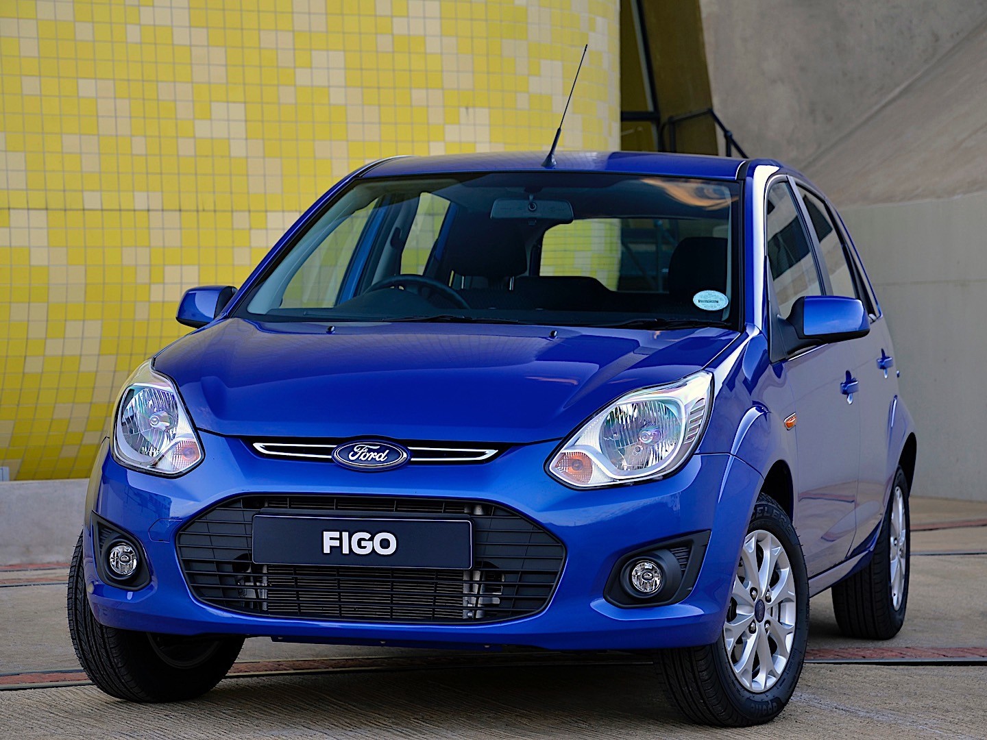 Ford Figo photo 4