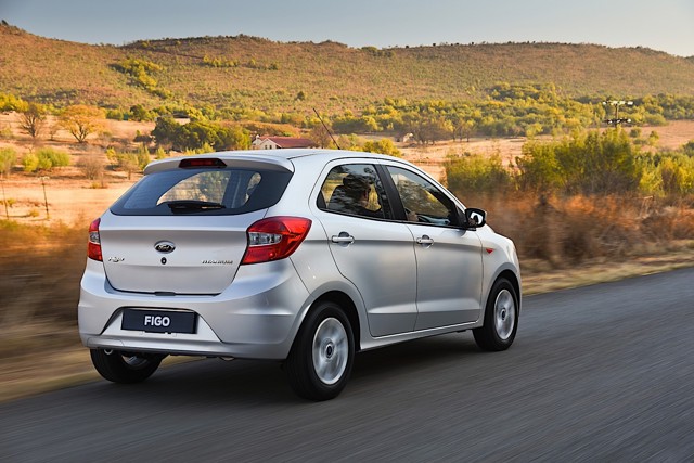 Ford Figo photo 12