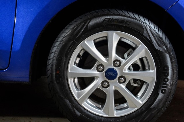 Ford Figo photo 26