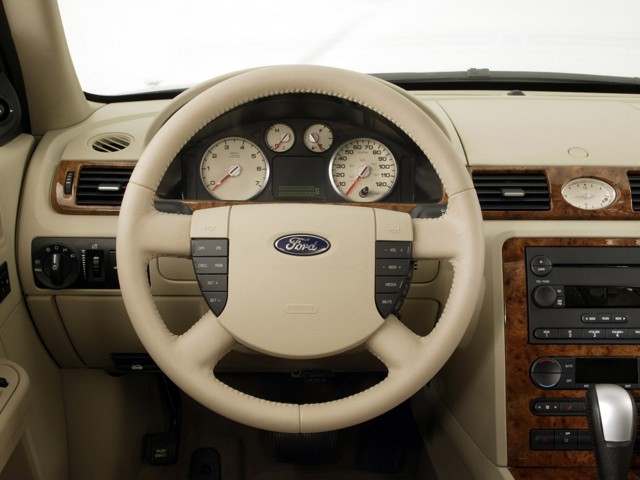 Ford Five Hundred photo 29