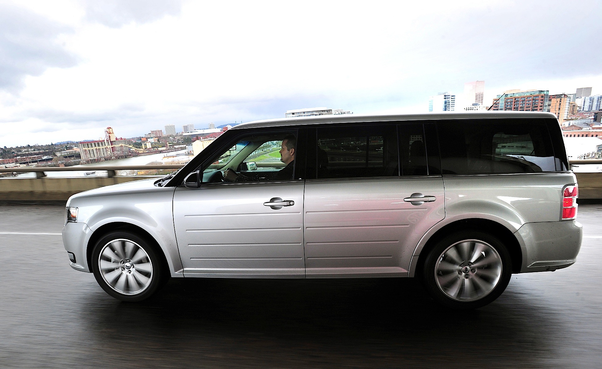 Ford Flex photo 14