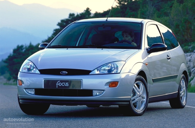 Ford Focus 3 Doors photo 1
