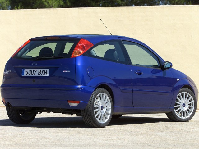 Ford Focus 3 Doors foto 12