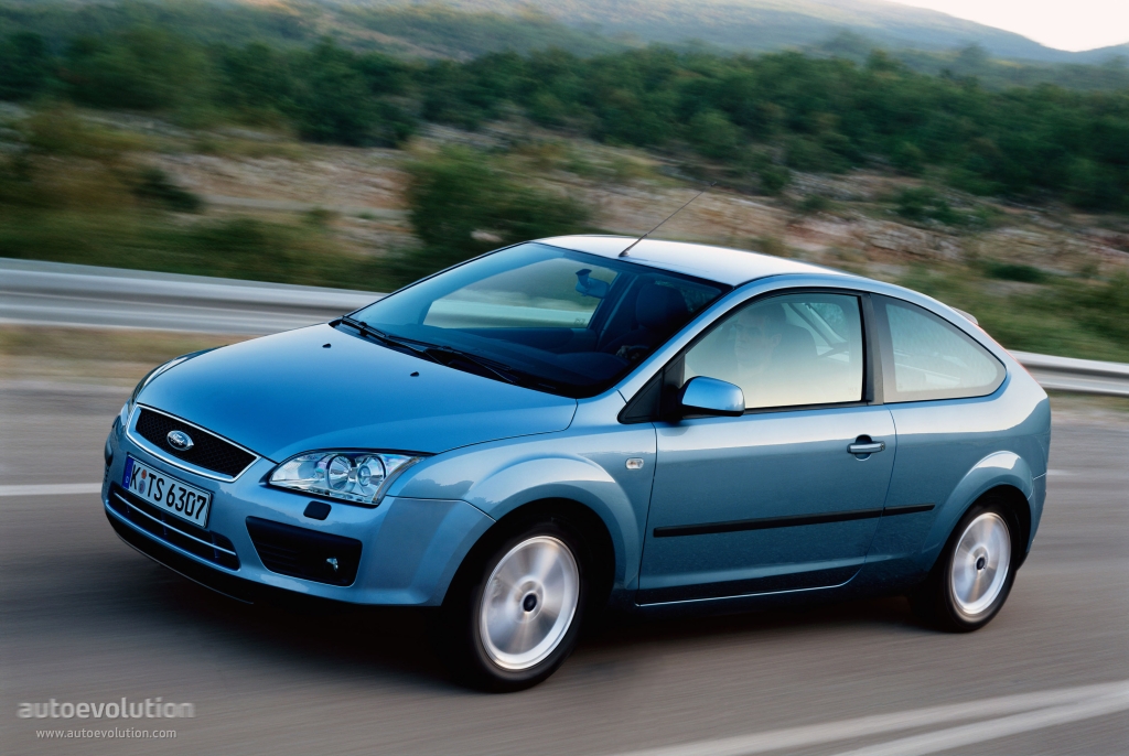Ford Focus 3 Doors photo 3