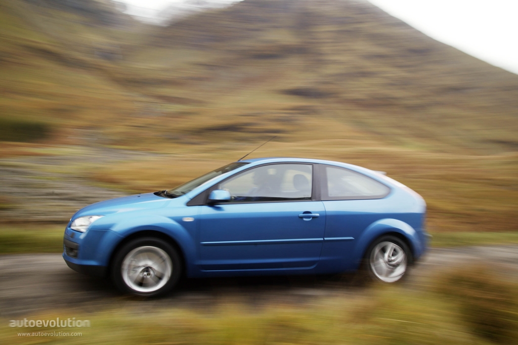 Ford Focus 3 Doors photo 4