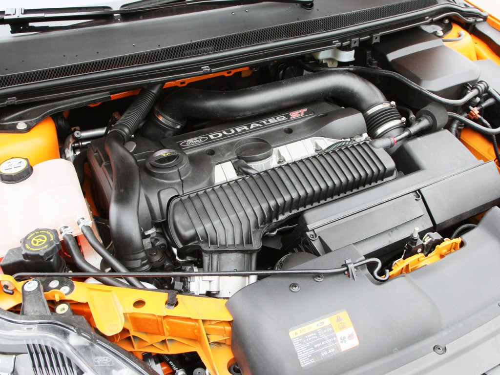 Ford Focus 3 Doors photo 23