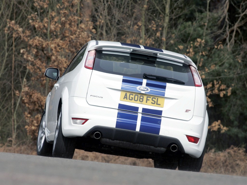 Ford Focus 3 Doors photo 8