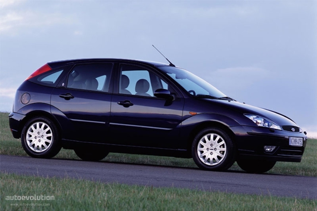 Ford Focus 5 Doors photo 3