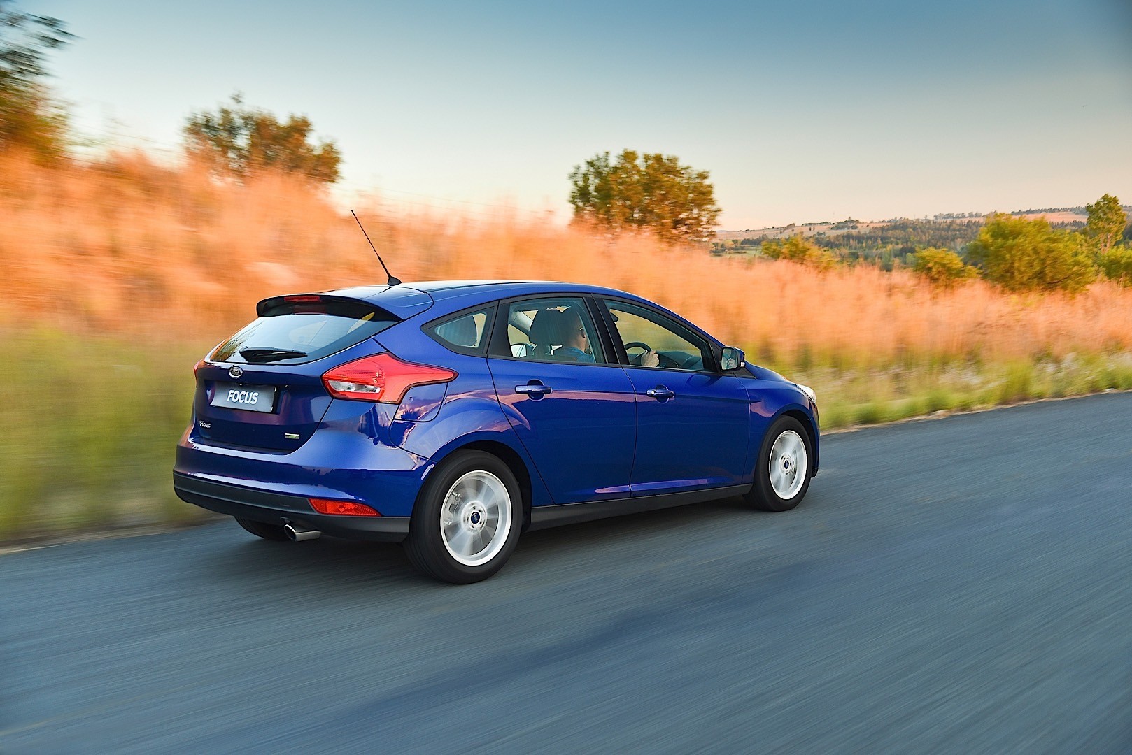 Ford Focus 5 Doors photo 23