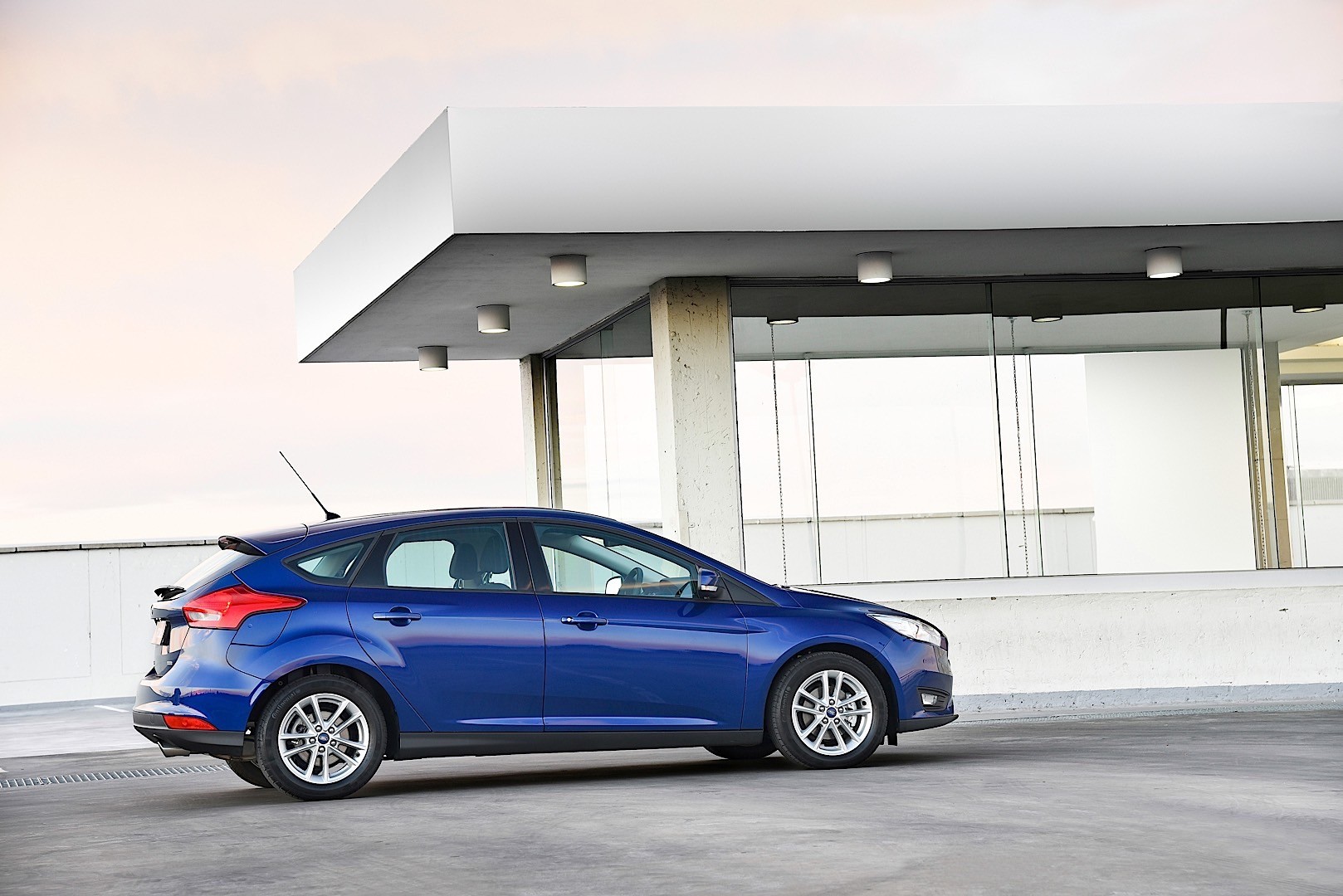 Ford Focus 5 Doors photo 33