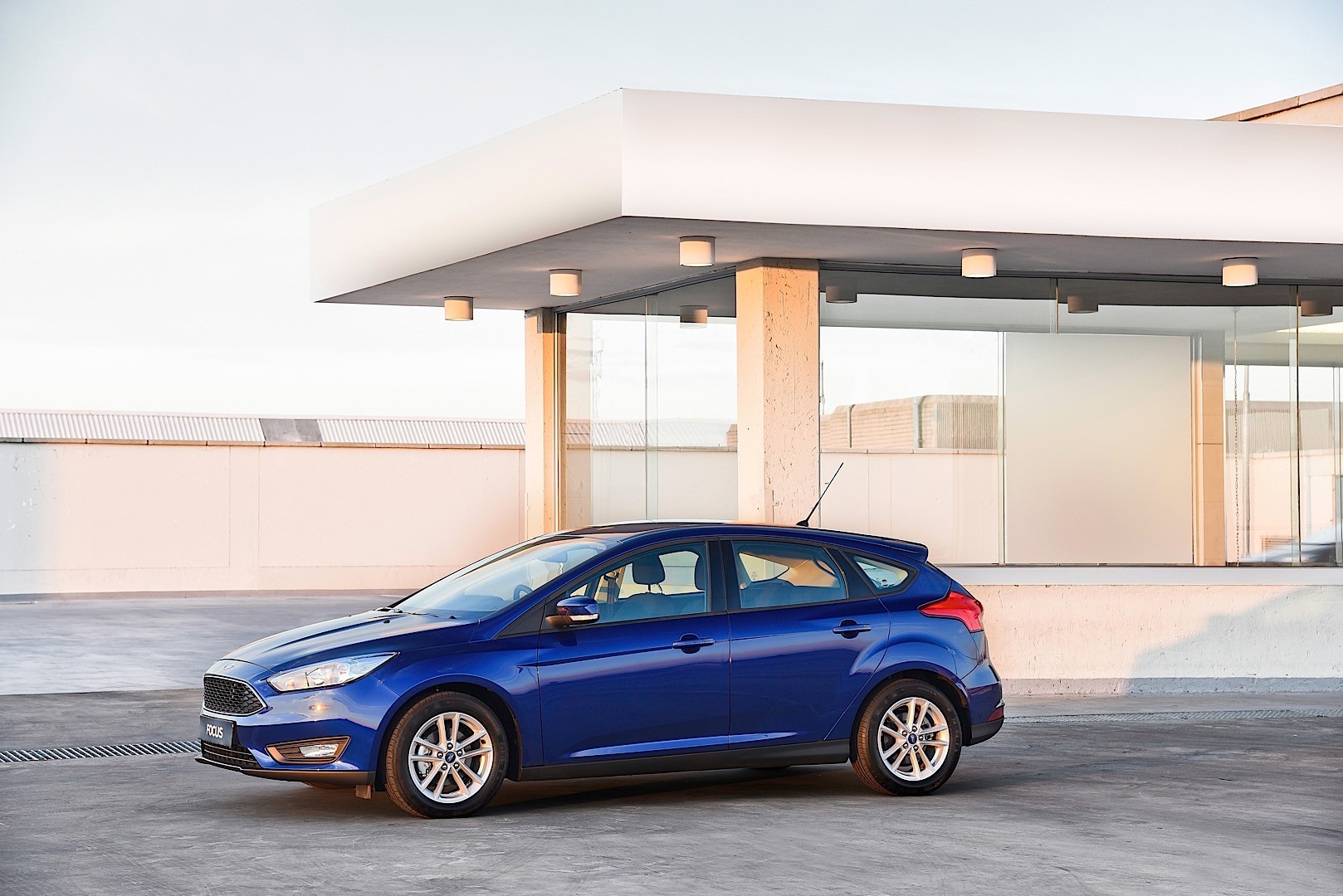 Ford Focus 5 Doors photo 34