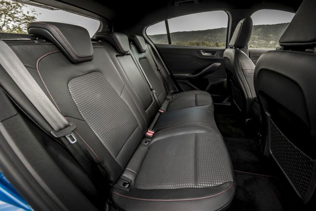 Ford Focus 5 Doors photo 79