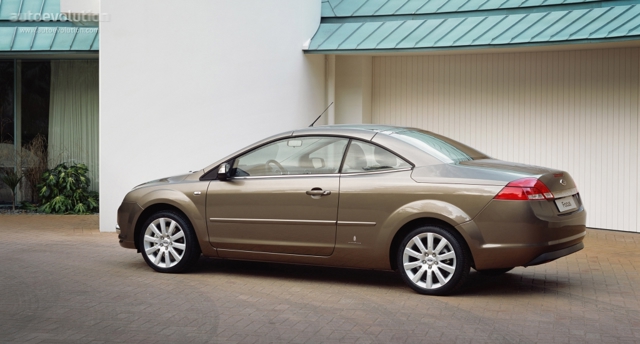 Ford Focus Cc photo 6