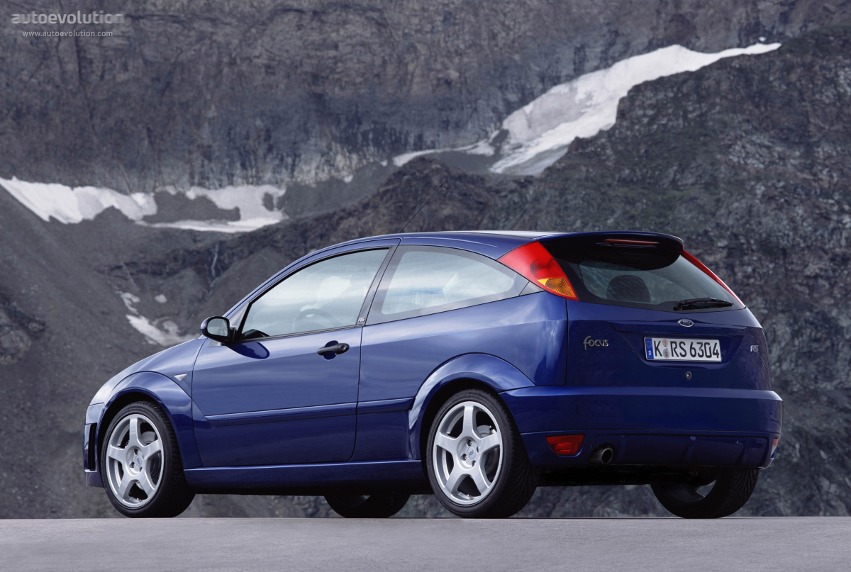 Ford Focus Rs photo 8
