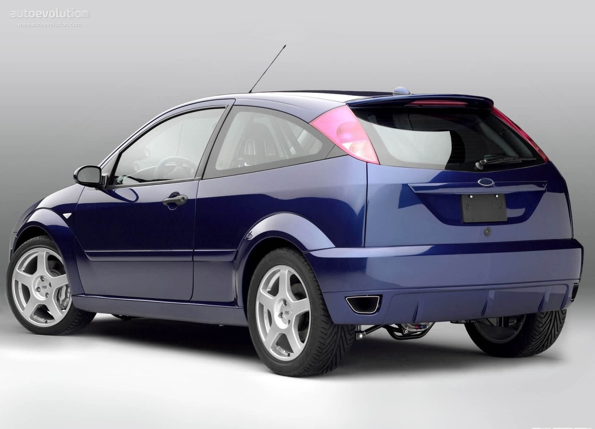 Ford Focus Rs photo 2