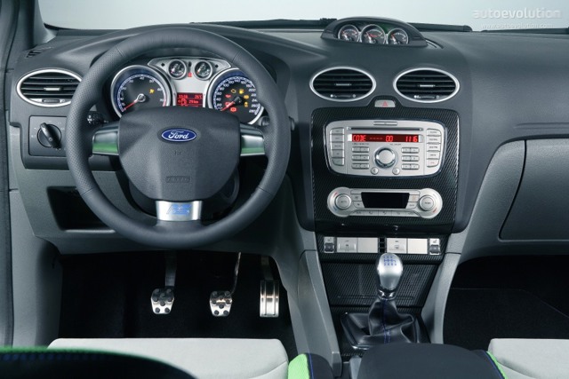 Ford Focus Rs photo 35