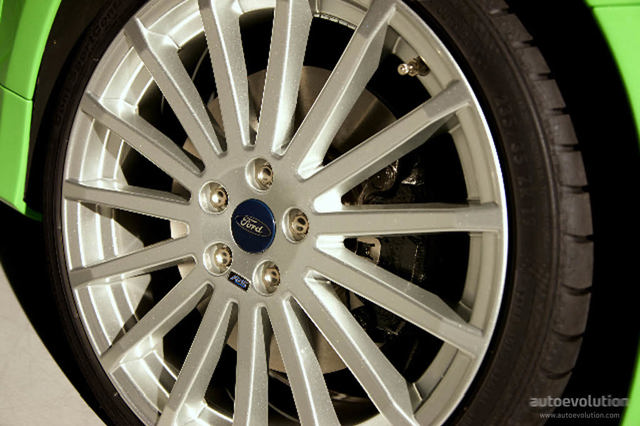 Ford Focus Rs photo 6