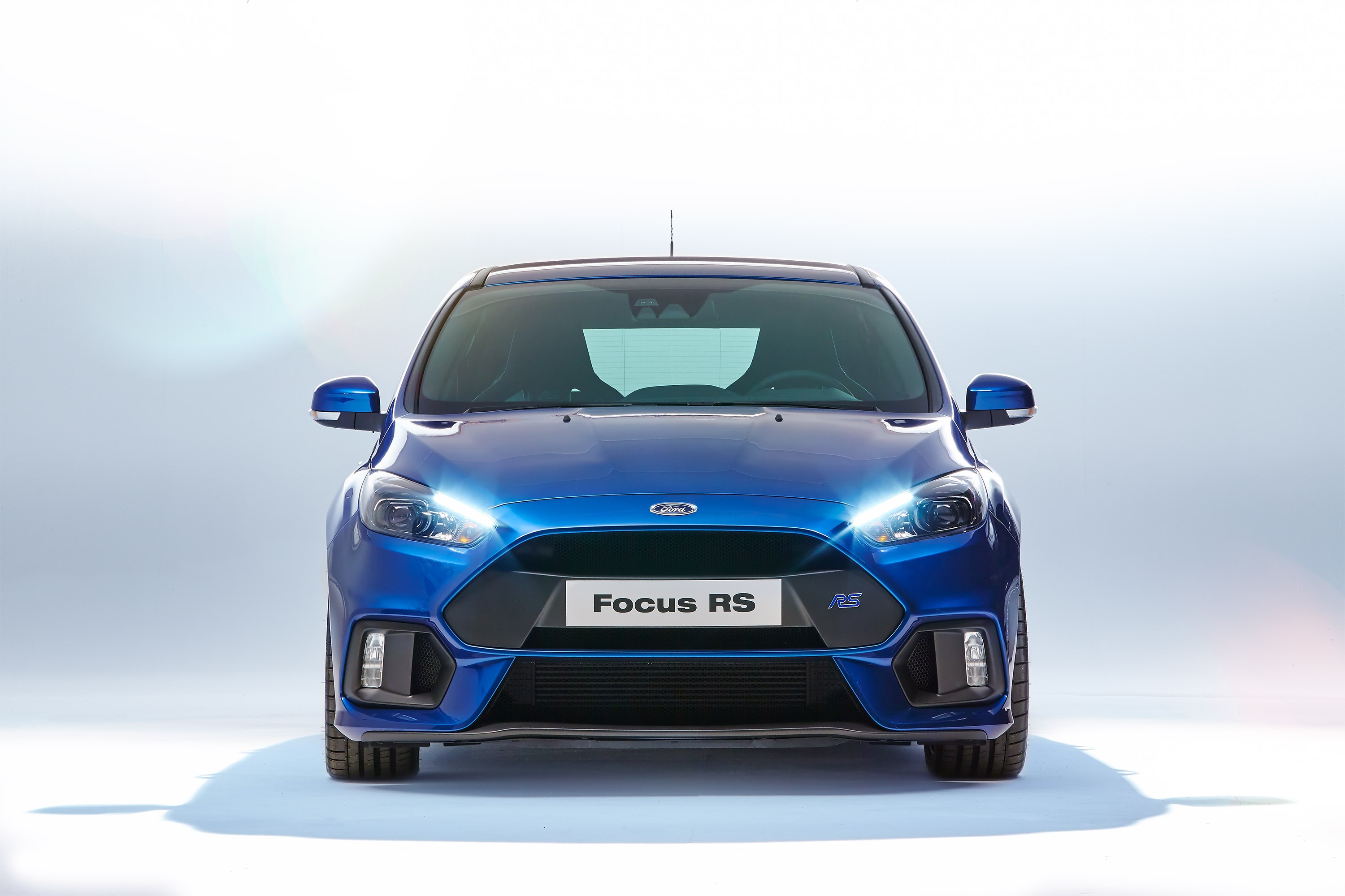 Ford Focus Rs photo 5