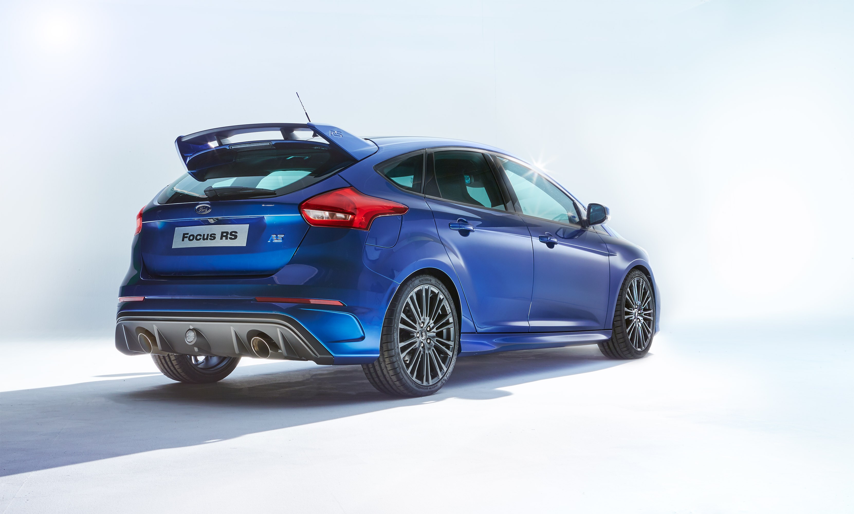 Ford Focus Rs photo 6