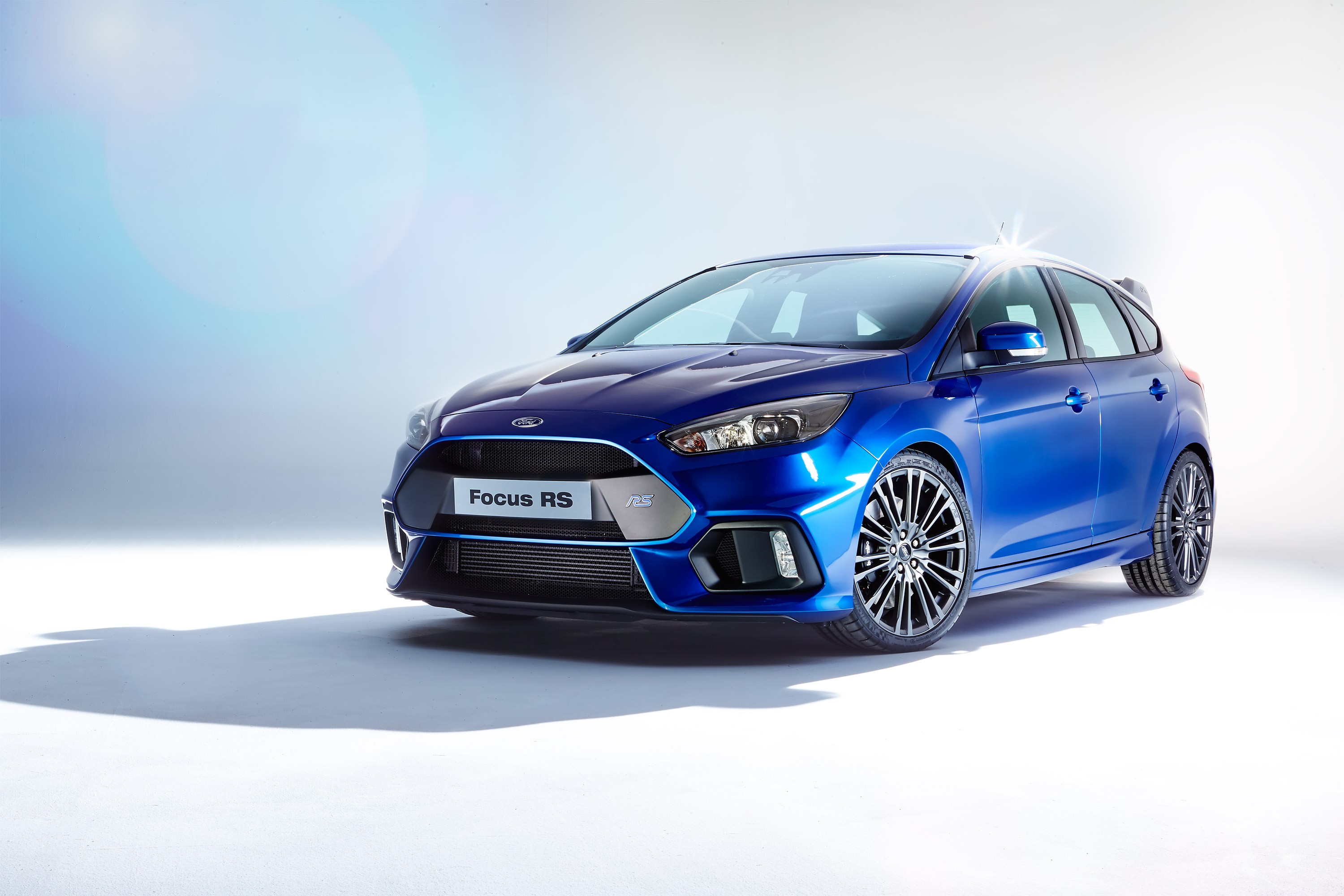 Ford Focus Rs photo 9