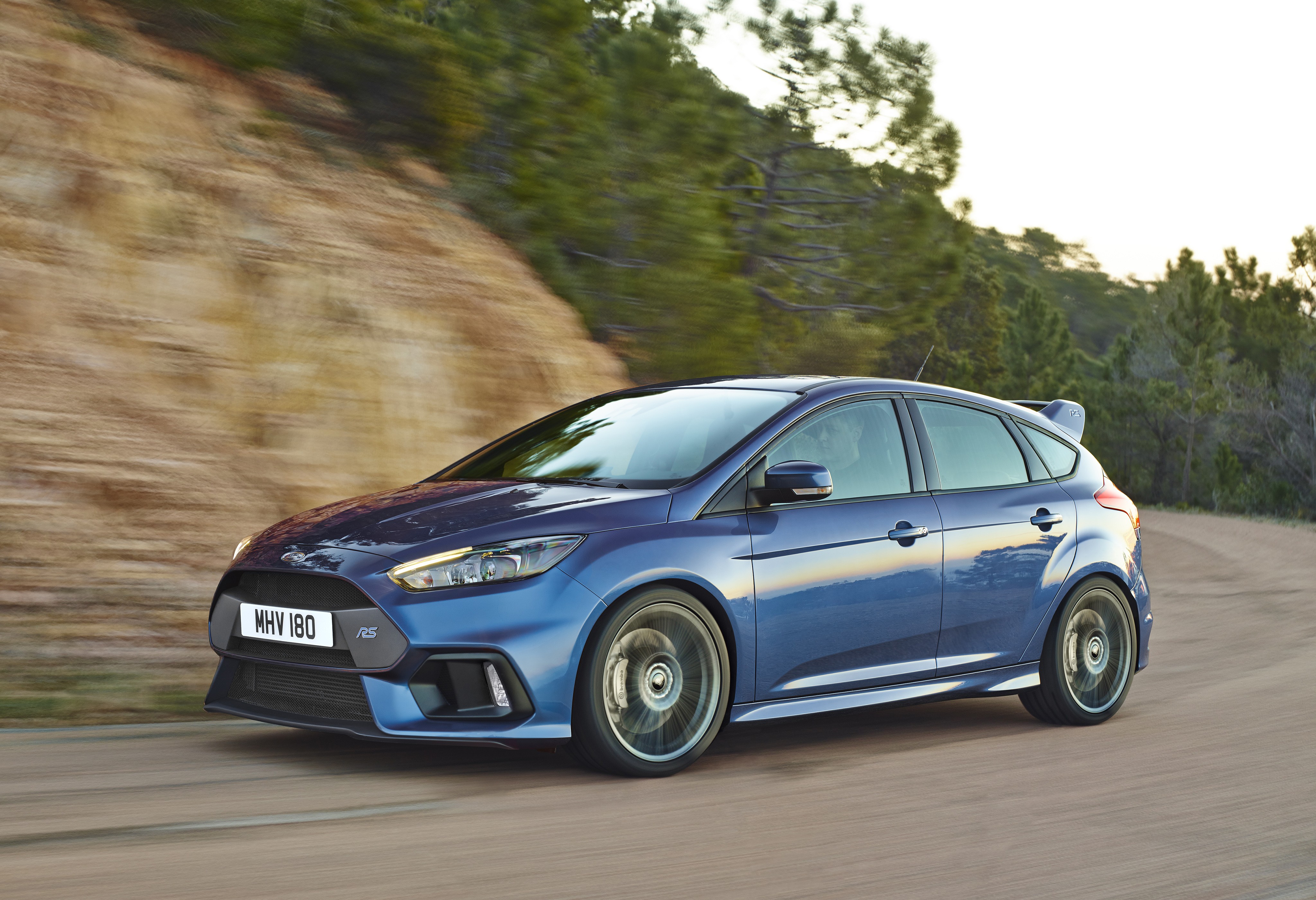 Ford Focus Rs photo 12