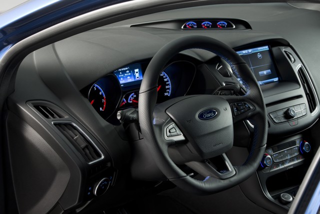 Ford Focus Rs photo 26