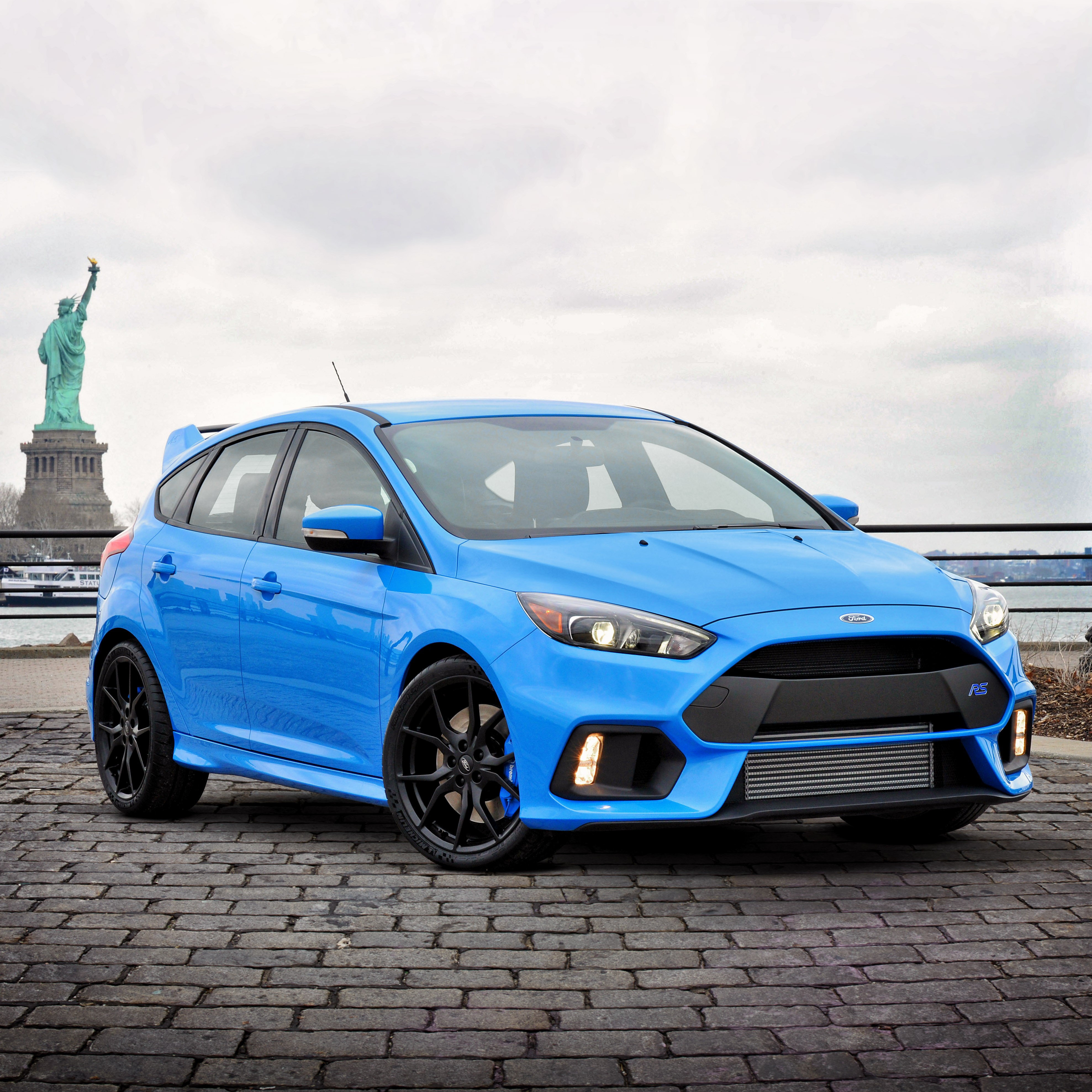 Ford Focus Rs photo 17