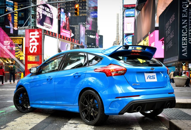 Ford Focus Rs photo 19