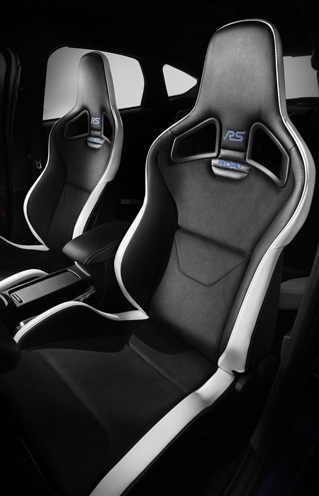Ford Focus Rs photo 27