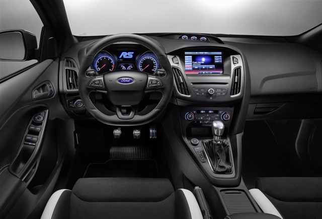 Ford Focus Rs photo 28