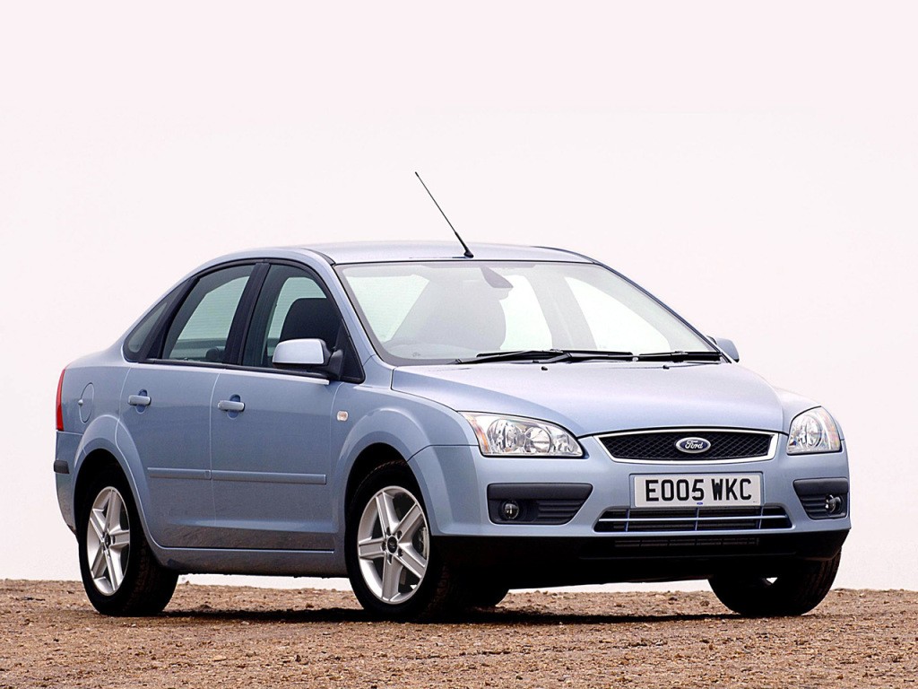 Ford Focus Sedan photo 10