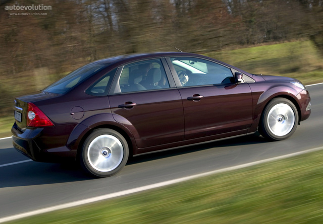 Ford Focus Sedan Foto 5